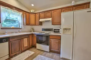 1073 Oak Rd, Kronenwetter, WI 54455 - Photo 10
