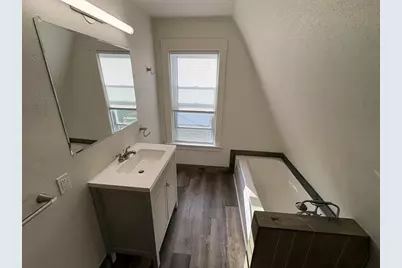 810 S Vine Avenue, Marshfield, WI 54449 - Photo 16