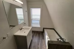 810 S Vine Ave, Marshfield, WI 54449 - Photo 16