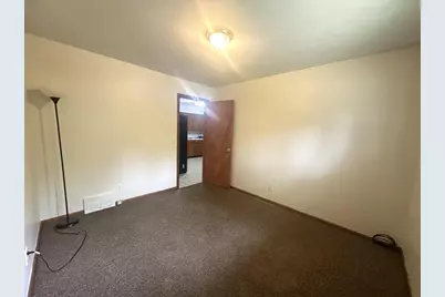 2410 Gaynor Avenue, Wisconsin Rapids, WI 54495 - Photo 8