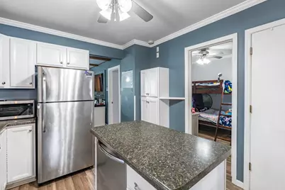 825 S 11th Avenue, Wausau, WI 54401 - Photo 20