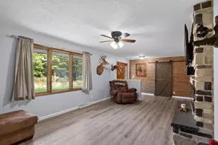 6979 County Rd S, Rudolph, WI 54475 - Photo 10