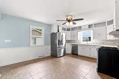 2423 Stanley Street, Stevens Point, WI 54481 - Photo 10