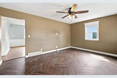 2423 Stanley Street, Stevens Point, WI 54481 - Photo 8