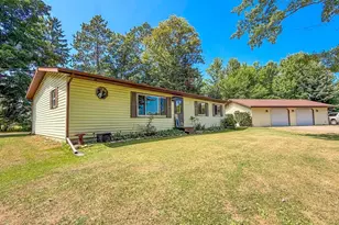 N3979 Oxbow Rd, Catawba, WI 54516 - Photo 2