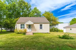 114 Nowak St, Wausau, WI 54401 - Photo 2