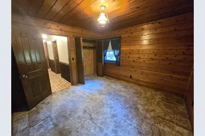 8531 Lake Road, Wisconsin Rapids, WI 54494 - Photo 10