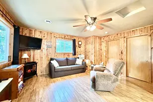 N11301 Woodland Ln, Elcho, WI 54428 - Photo 8