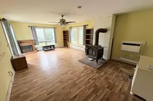 1691 Greenfield Ave, Wisconsin Rapids, WI 54495 - Photo 2