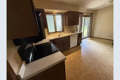 1200 E 21st Street, Marshfield, WI 54449 - Photo 2