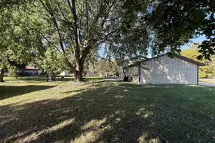 1200 E 21st St, Marshfield, WI 54449 - Photo 40