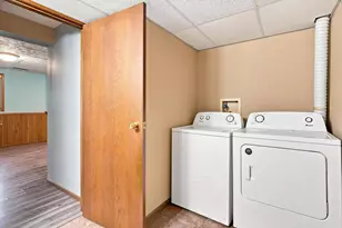 1200 E 21st St, Marshfield, WI 54449 - Photo 30