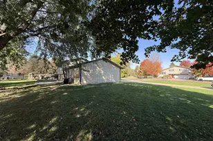 1200 E 21st St, Marshfield, WI 54449 - Photo 38