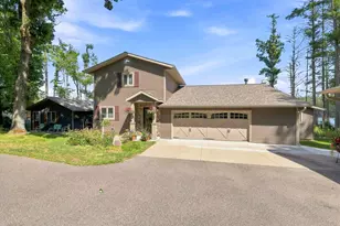 911 Taylor Rd, Amherst Junction, WI 54407 - Photo 2