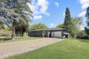 2201 S Wallonnie Dr, Marshfield, WI 54449 - Photo 2
