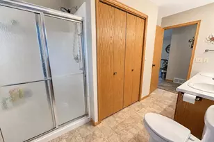 600 W 11th St, Marshfield, WI 54449 - Photo 16