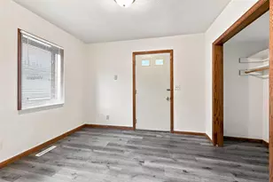 2165 Prairie St, Stevens Point, WI 54481 - Photo 22