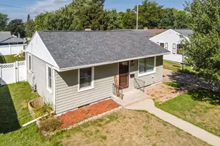 2514 Zimmerman St, Wausau, WI 54403 - Photo 2