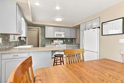 716 Soo Marie Avenue, Stevens Point, WI 54481 - Photo 8