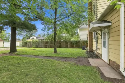 325 Washington Avenue, Stevens Point, WI 54481 - Photo 26