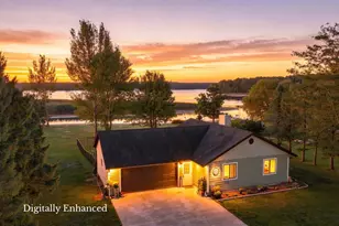 208458 Pelican Bay Dr, Mosinee, WI 54455 - Photo 2
