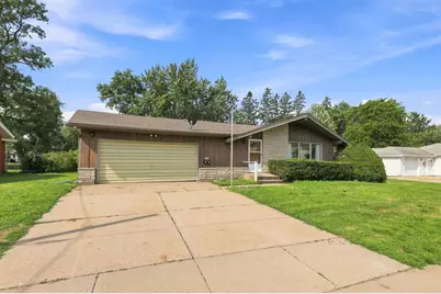 2840 Water Street, Stevens Point, WI 54481 - Photo 2