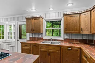2421 Rainbow Dr, Plover, WI 54467 - Photo 12