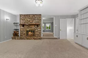 2421 Rainbow Dr, Plover, WI 54467 - Photo 24