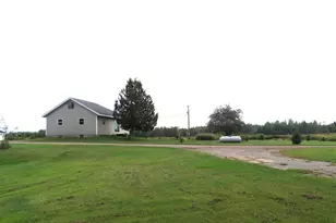 N5758 Center Dr, Medford, WI 54451 - Photo 4