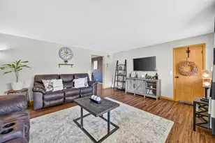 3300 Algoma St, Stevens Point, WI 54481 - Photo 6