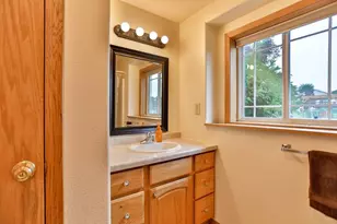 2221 Conestoga Ln, Kronenwetter, WI 54455 - Photo 38