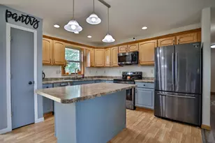 2221 Conestoga Ln, Kronenwetter, WI 54455 - Photo 10