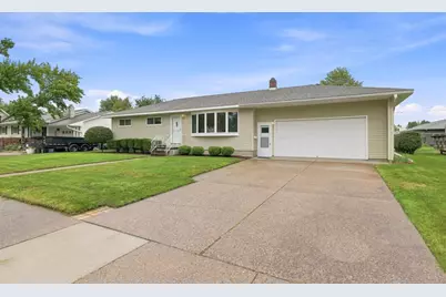 921 15th Street South, Wisconsin Rapids, WI 54494 - Photo 2