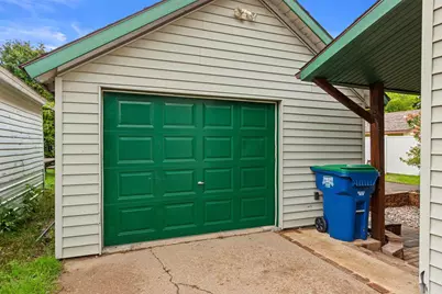 936 S 6th Avenue, Wausau, WI 54401 - Photo 24