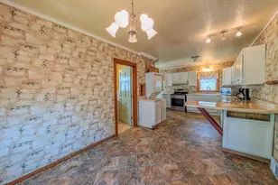 914 West St, Merrill, WI 54452 - Photo 10