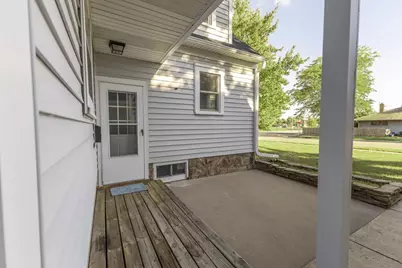 1040 Lincoln Street, Wisconsin Rapids, WI 54494 - Photo 8
