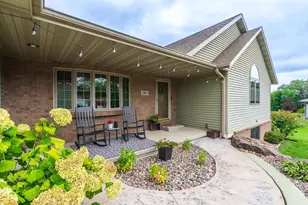 1907 Brandon Cir, Wausau, WI 54401 - Photo 2