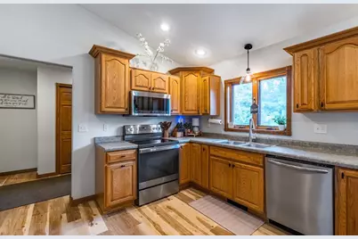 1907 Brandon Circle, Wausau, WI 54401 - Photo 12