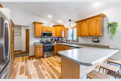 1907 Brandon Circle, Wausau, WI 54401 - Photo 10