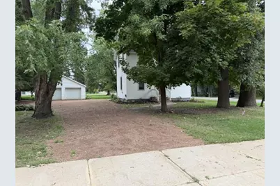 907 E Blodgett Street, Marshfield, WI 54449 - Photo 14