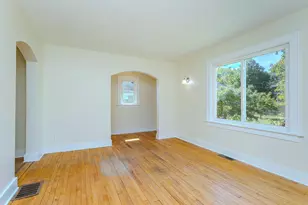 1805 Fairmount St, Wausau, WI 54403 - Photo 6