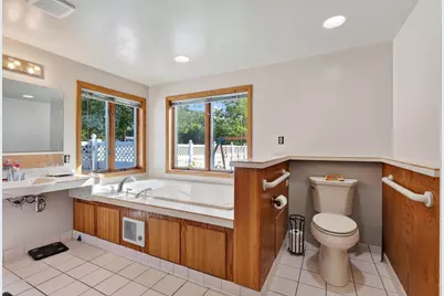 2221 S 1st Street, Wisconsin Rapids, WI 54494 - Photo 22