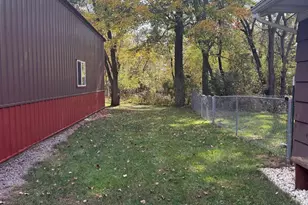 933 W 3rd St, Nekoosa, WI 54457 - Photo 38