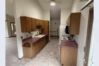201 S Larch Avenue, Marshfield, WI 54449 - Photo 6