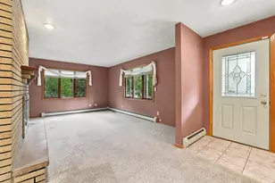 113 Walkins Ct, Stevens Point, WI 54481 - Photo 8