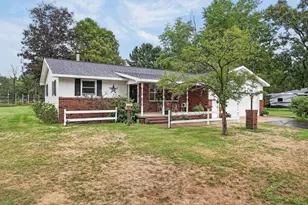 7651 Deer Ln, Wisconsin Rapids, WI 54494 - Photo 2
