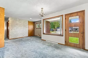 601 S Maryknoll Ave, Marshfield, WI 54449 - Photo 2
