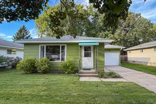 1020 Mcintosh St, Wausau, WI 54403 - Photo 2