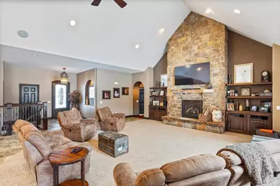 9073 Richfield Drive, Marshfield, WI 54449 - Photo 10