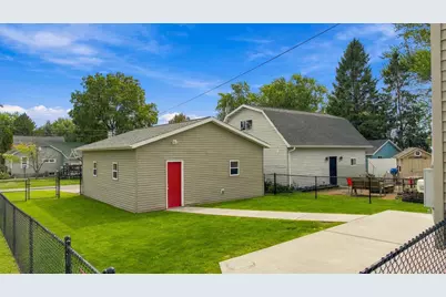 901 S Ash Avenue, Marshfield, WI 54449 - Photo 10
